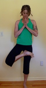 Vrksasana_bik_passive